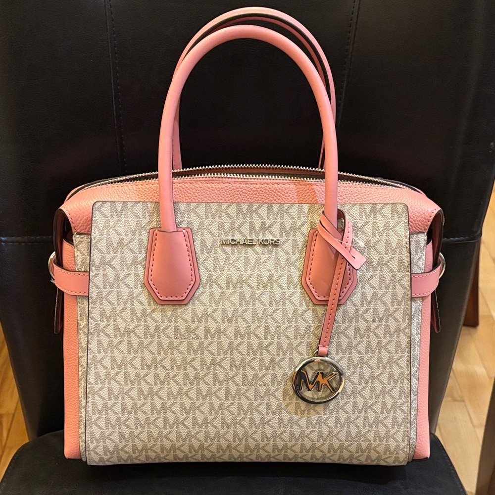 Michael Kors Signature Mercer belted Satchel in Pink and Cream